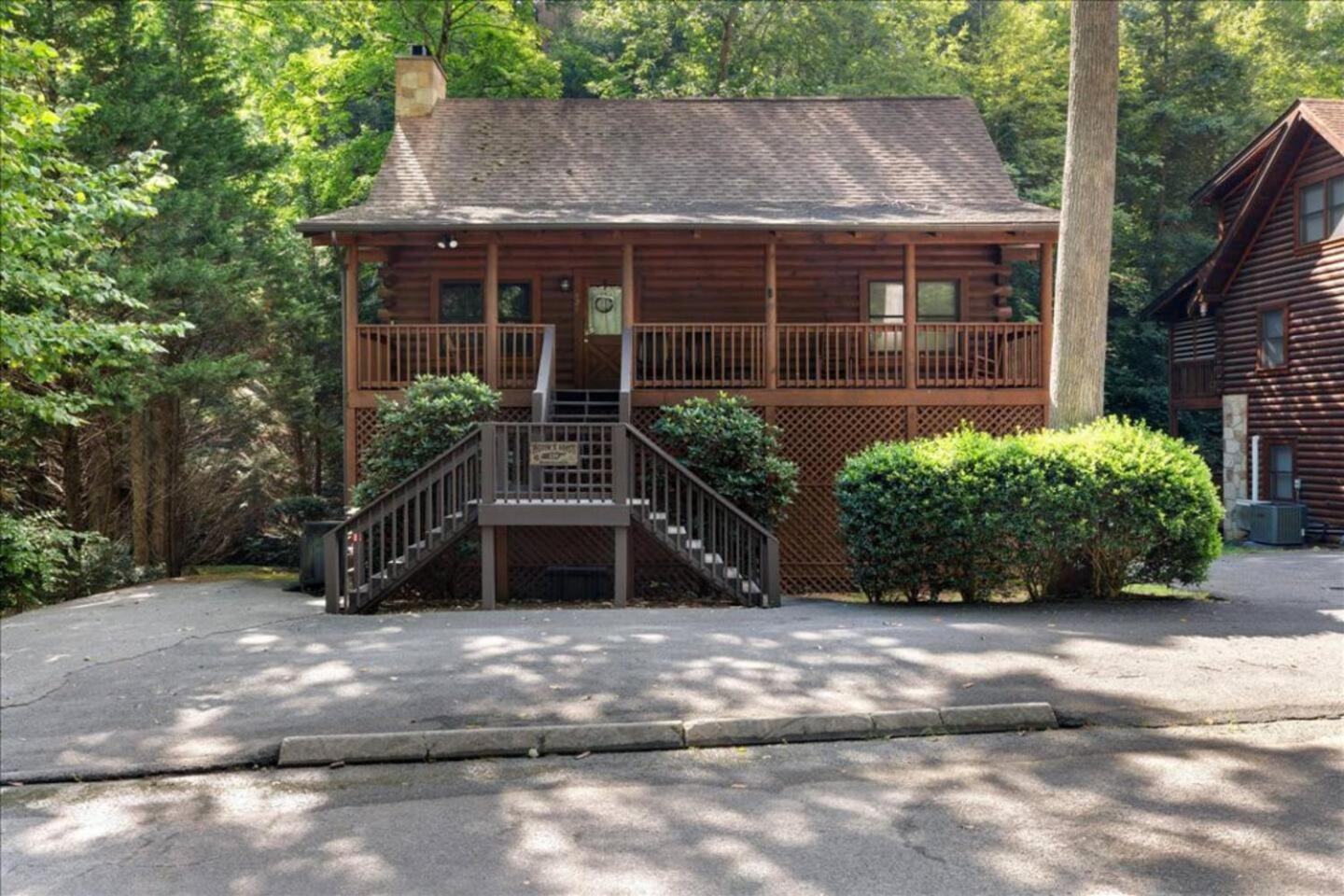 5Br Smoky Cabin Hot Tub, Games, 1 Mi To Parkway Pigeon Forge Ngoại thất bức ảnh