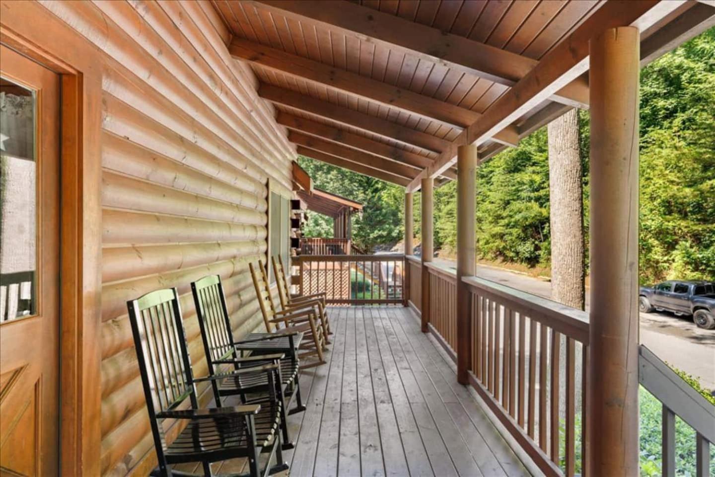 5Br Smoky Cabin Hot Tub, Games, 1 Mi To Parkway Pigeon Forge Ngoại thất bức ảnh