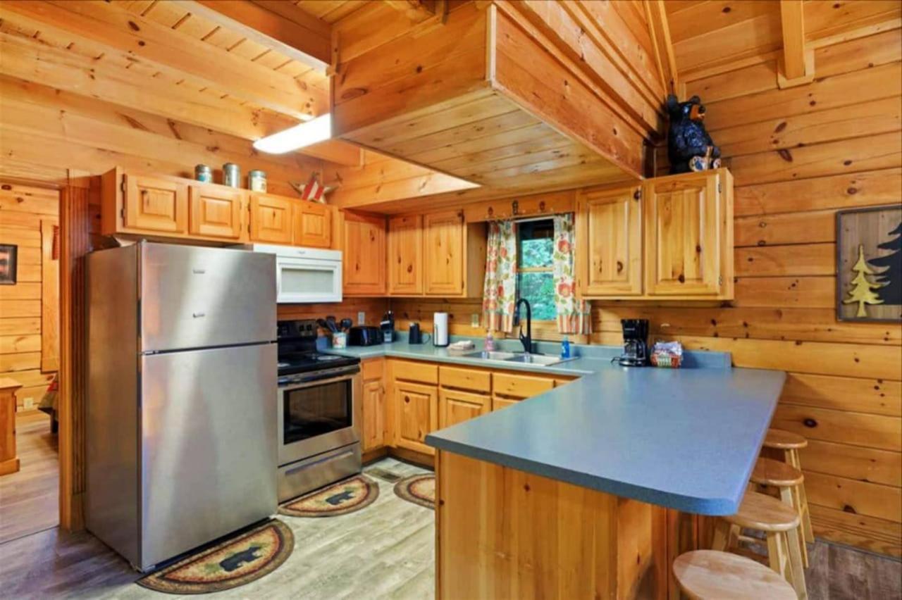 5Br Smoky Cabin Hot Tub, Games, 1 Mi To Parkway Pigeon Forge Ngoại thất bức ảnh